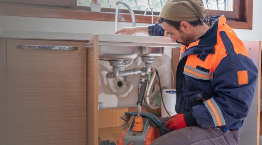 Professional expert plumbing services in Hennessey, OK